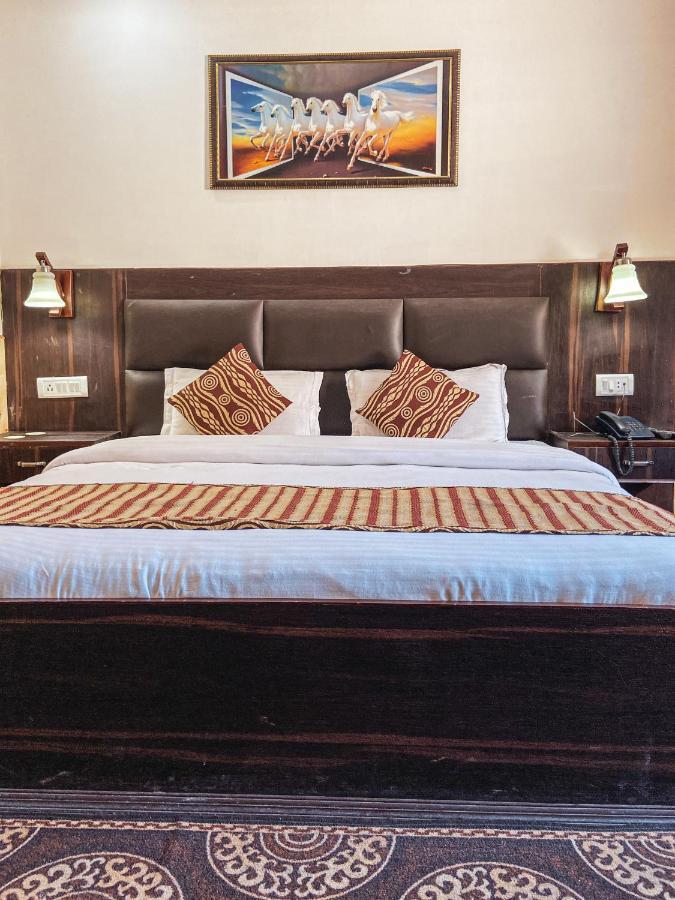Hotel Manali Queen Extérieur photo